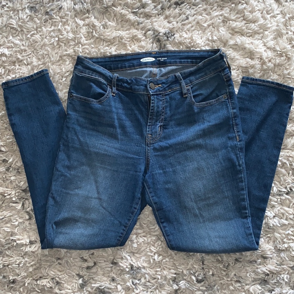 Old Navy Super Skinny Ankle Jeans